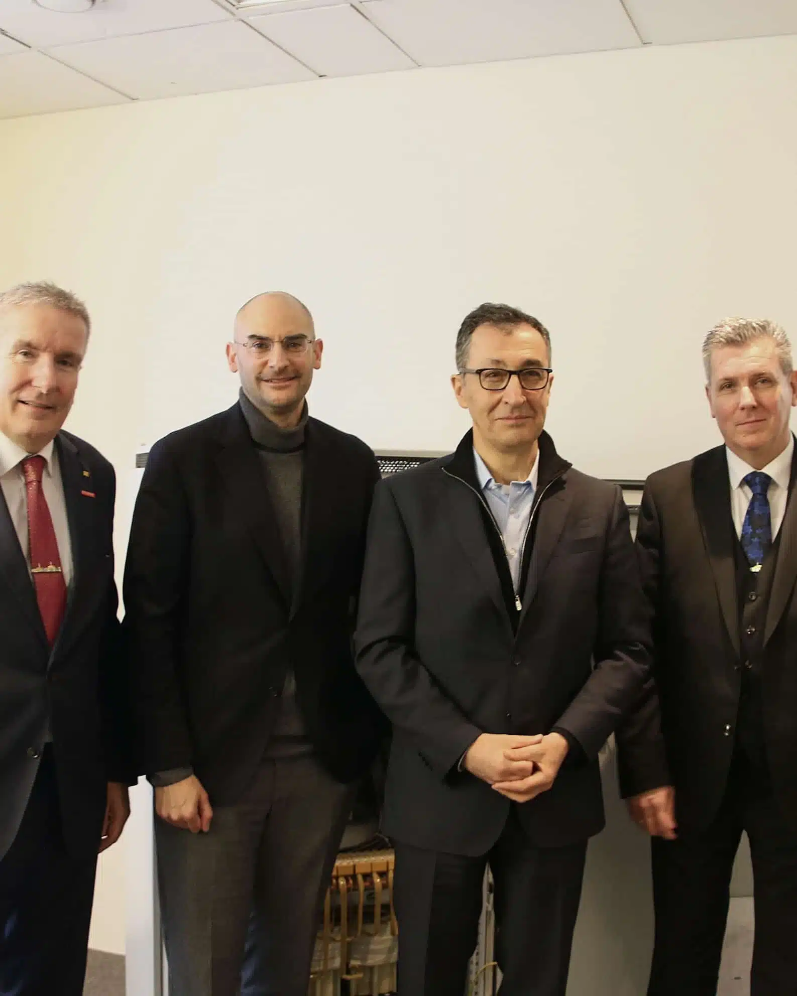 Buerkle-Schoeck_Cem-Oezdemir_Danyal-Bayaz_012026-10 Cem Özdemir und Dr. Danyal Bayaz zu Besuch bei Bürkle + Schöck